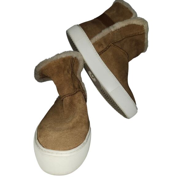 UGG Aika in Chestnut Women's Boots Size 7.5 Brown/White 1104069 - Picture 4 of 8